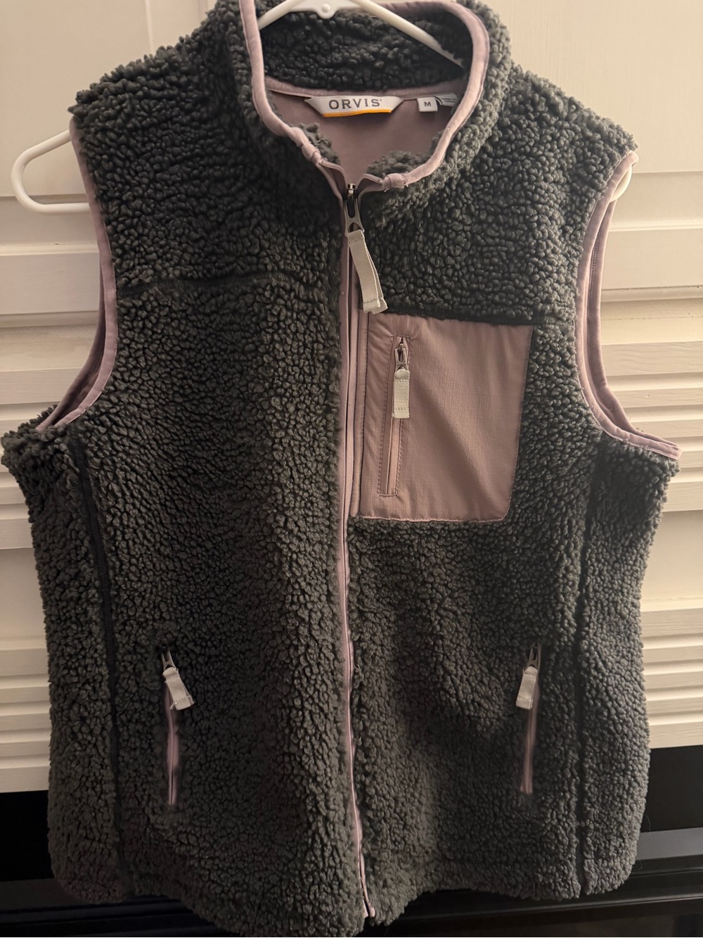 Orvis Women’s Sherpa Vest in Charcoal Gray with Dusty Pink Accents
